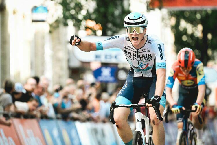 Alessandro Borgo sprints to victory in the Kattekoers