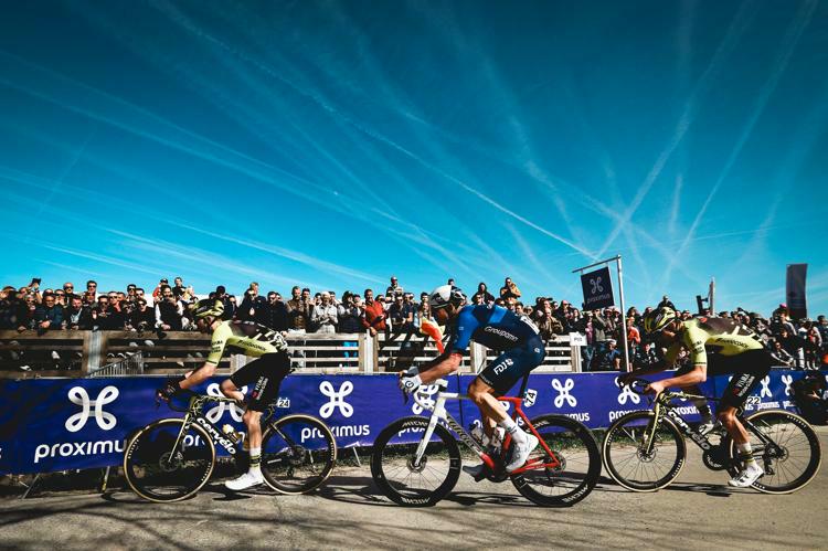Discover the success stories of Proximus and MAES during the 2025 spring classics